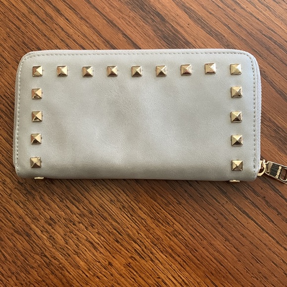 BEBE Wallet NWOT - Picture 2 of 6